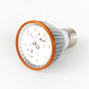 LED žárovka UVB10 - 6 wattů.